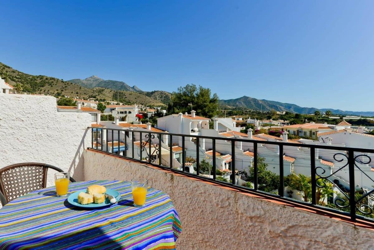 Capistrano Pueblo Apartment Nerja Exterior photo